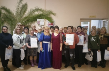 День матери в России