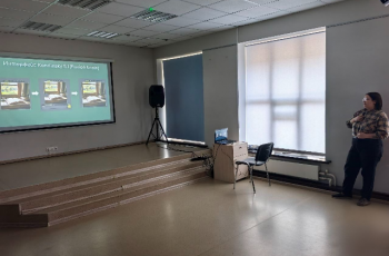 «Искусство работы с нейросетями-художниками»